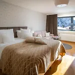 Bergkristall Oberlech 4*