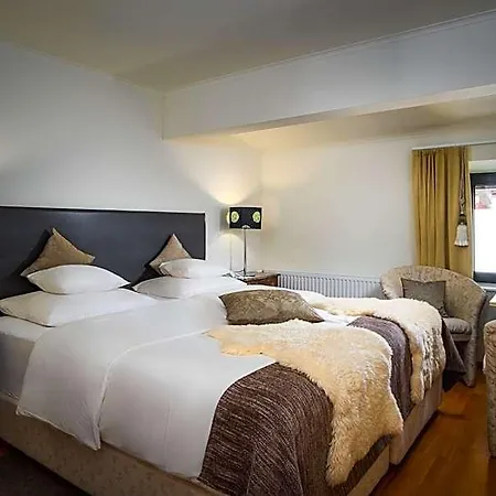 Szálloda Bergkristall Oberlech 4*