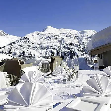 Szálloda Bergkristall Oberlech 4*