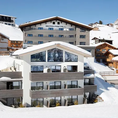 Отель Bergkristall Oberlech 4*