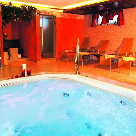 Bergkristall Oberlech Hotel